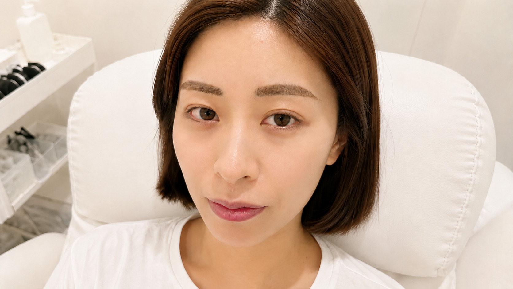 施術前の目元